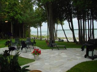 8416 W Bues Point Rd, Baileys Harbor, WI 54202