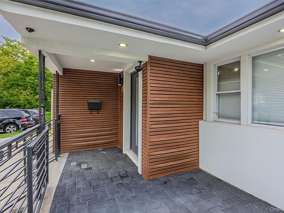 2nd image of 84 Rosedale Road