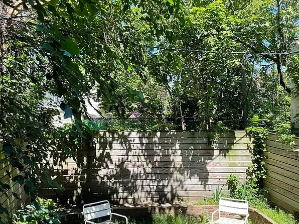 568 7th Avenue image 1 of 16