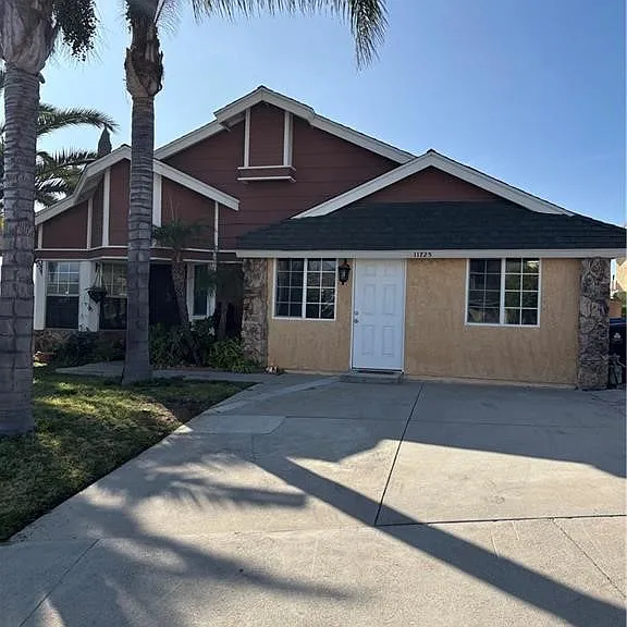 11725 Brussels Ave — Photo 1