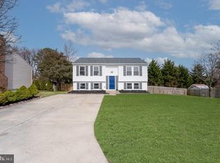 8815 Ridgelys Choice Dr, Nottingham, MD 21236