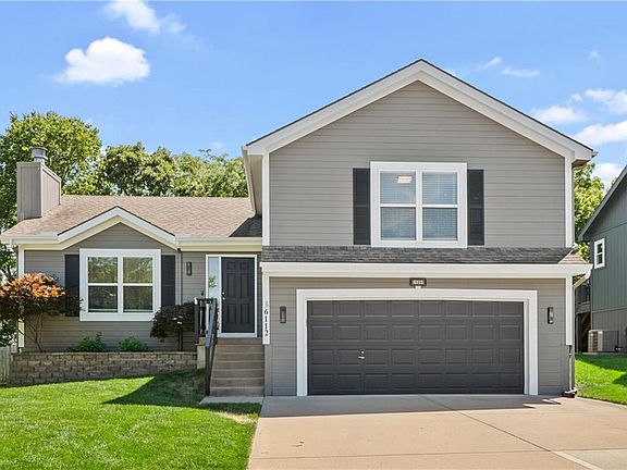 3rd image of 6112 N Bedford Ct