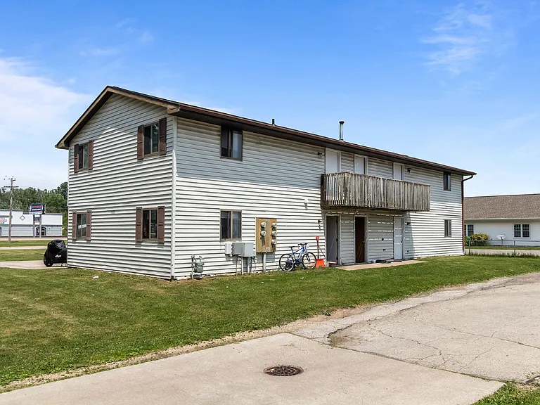 Moraine Terrace Apartments — Photo 17