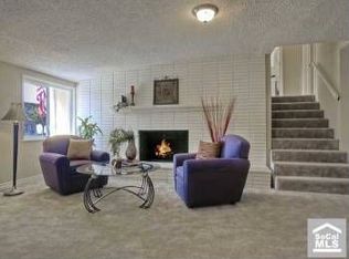 455 W 6th St, Tustin, CA 92780