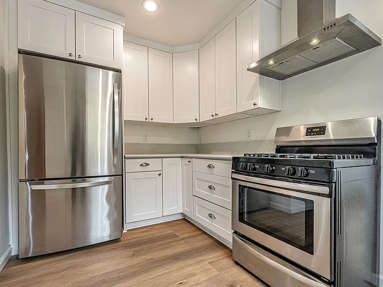 12856 Rubens Ave — Photo 5