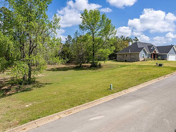 3rd image of 24070 Sun Ridge Rd