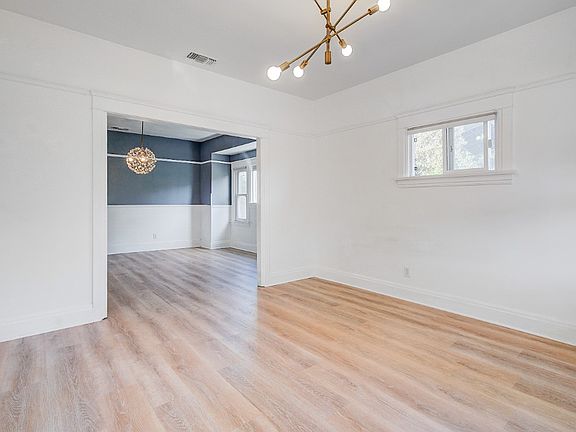 4th image of 1583 W 36th St