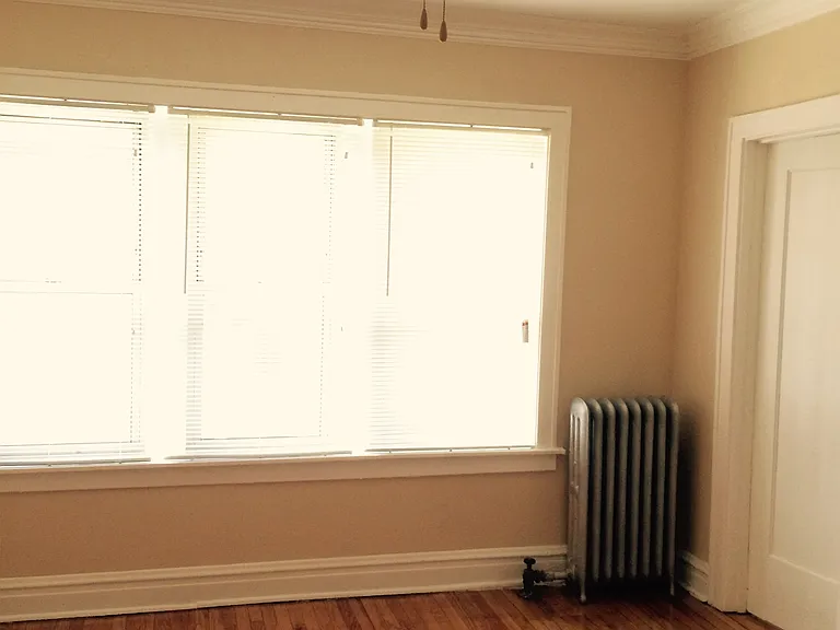 7239 S Phillips Ave — Photo 10
