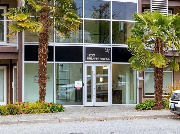 1250 Stewart Ave #401, Nanaimo, BC V9S 4C9