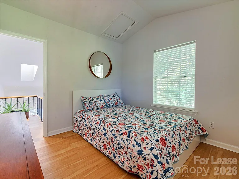 9006 Saint Thomas Ln — Photo 30