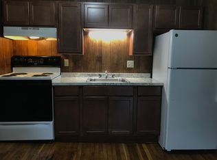 11 Park St APT 5, Uxbridge, MA 01569