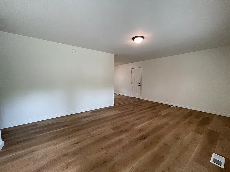 9306 Lewis Ave — Photo 3