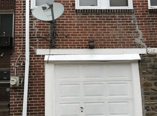 922 Carver St, Philadelphia, PA 19124
