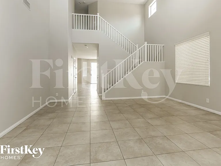 4032 Villa Serena Ln — Photo 2