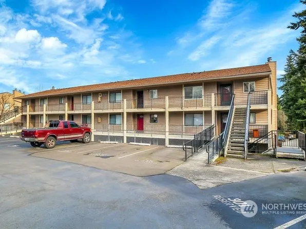 20131 61st Place W #D-301, Lynnwood, WA 98036