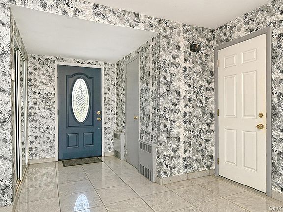 5th image of 8 Foothill Lane