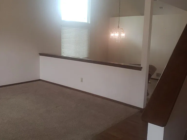 2043 E Nichols Dr — Photo 4