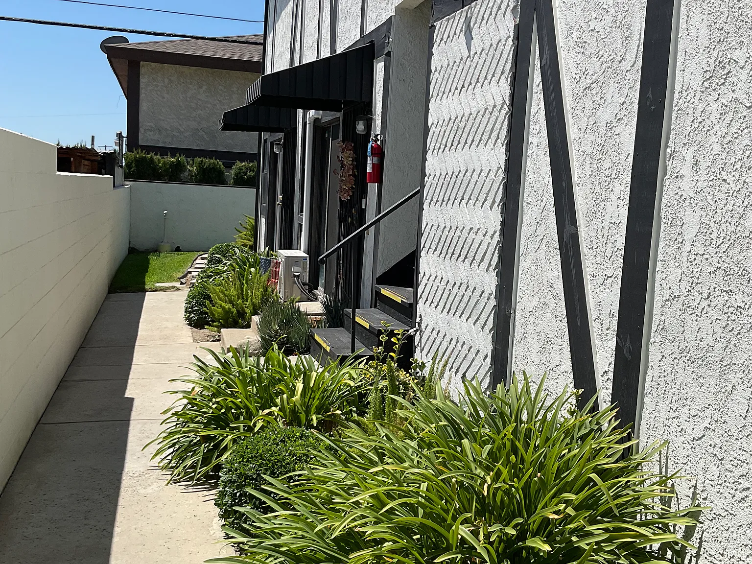 2 bed, 950 sqft, $2,350 — Photo 4
