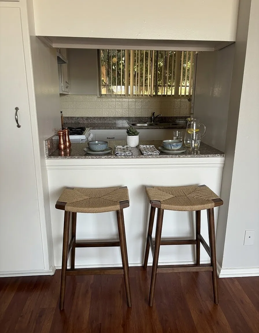 2 bed, $2,000 — Photo 3