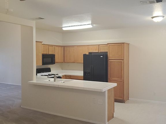 3rd image of 2284 Crooked Creek Ave