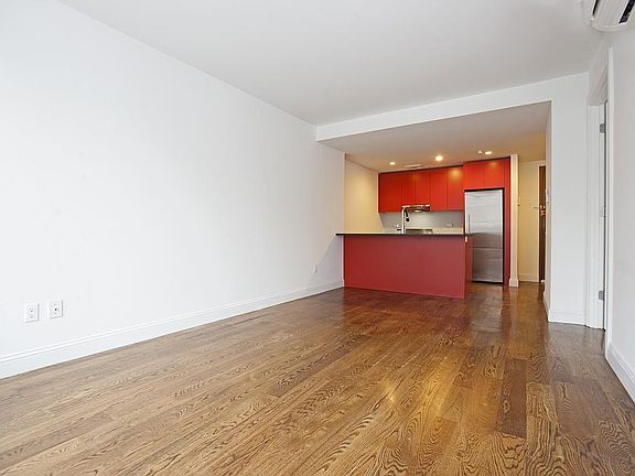 2nd image of 954 Bergen St APT 2D
