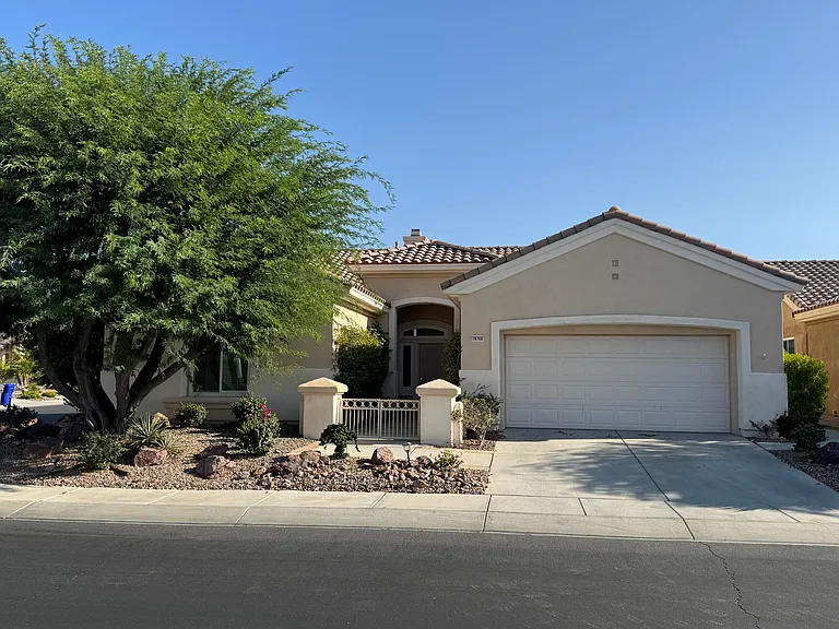 78768 Yellen Dr — Photo 2