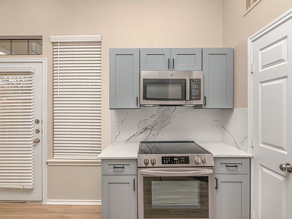 3rd image of 621 Cowboys Pkwy #3142