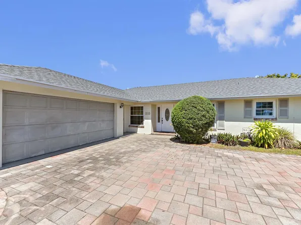 315 SW 12th Ave, Boynton Beach, FL 33435