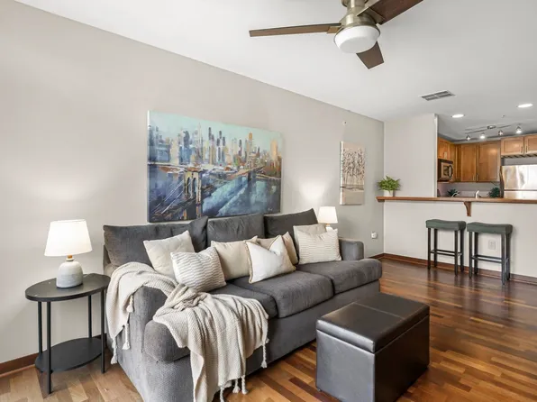 333 W Mifflin St Unit 3160, Madison, WI 53703