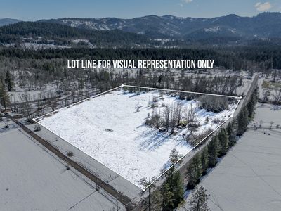629 Dick George Rd, Cave Junction, OR, 97523