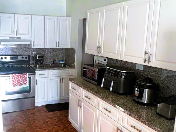 hialeah-florida-43961794 picture