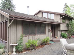 215 S Ellis St, Palouse, WA 99161