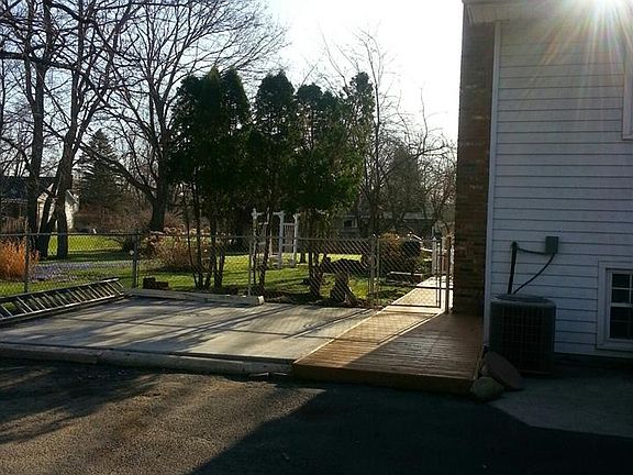 5th image of 1682 W Kimmel Rd