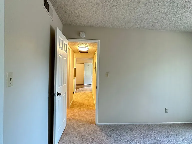 Northridge Terrace Apartments at 4900-4948 Stamas Lane, Fair Oaks California — Photo 66