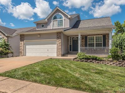 513 Winter Bluff Dr, Fenton, MO, 63026
