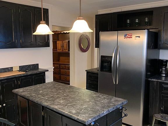 2nd image of 390 Elkhorn Ave #41537