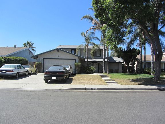 2nd image of 1429 N San Diego Pl