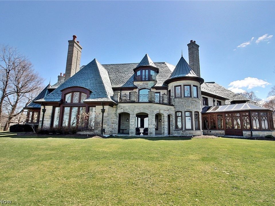 22 E Hanna Ln, Bratenahl, OH 44108 Zillow