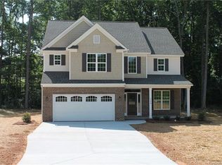 5208 Carden Dr, Charlotte, NC 28227