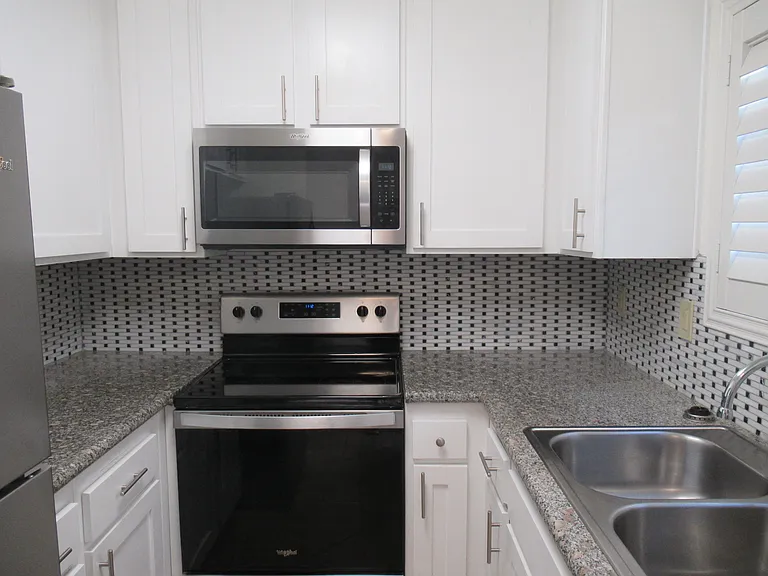 Terrace Trousdale Apartments — Photo 77