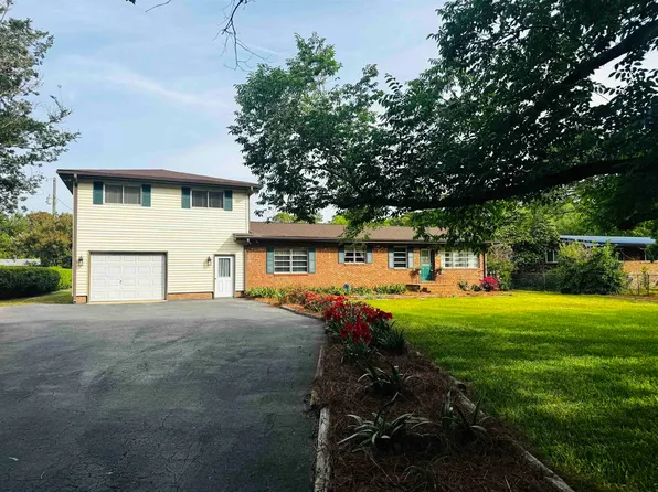 1594 Montford Rd., Georgetown, SC 29440