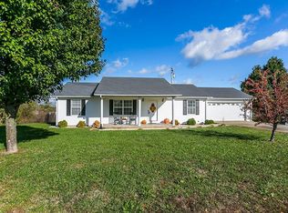1042 Breezy Ln, Berea, KY 40403