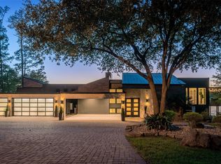 15721 Lakeway Dr, Willis, TX 77318