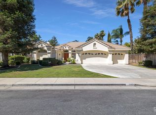 1309 Fieldspring Dr, Bakersfield, CA 93311