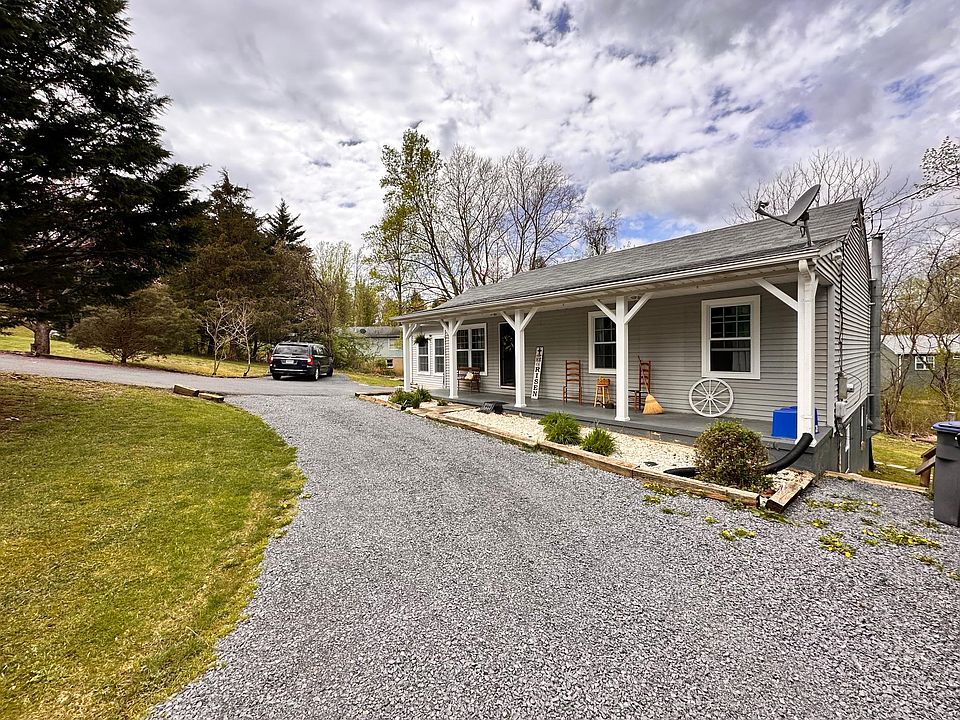 1st image of 53 Paw Paw Dr
