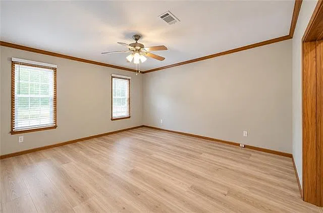 3 bed, 2.0 bath, 1600 sqft, $1,600 — Photo 4