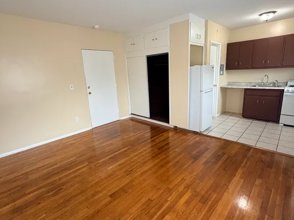 158 Fountain St, New Haven, CT