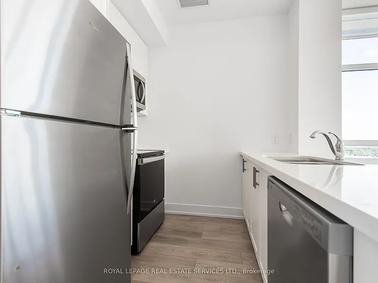 470 Dundas St E #1211 — Photo 7