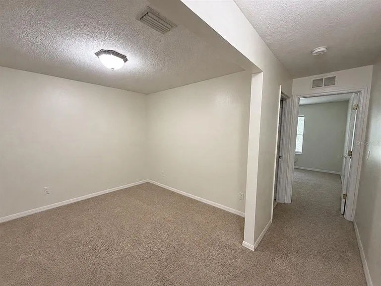 9410 Charlesberg Dr — Photo 10
