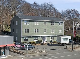 384 Main St APT 1, Gloucester, MA 01930